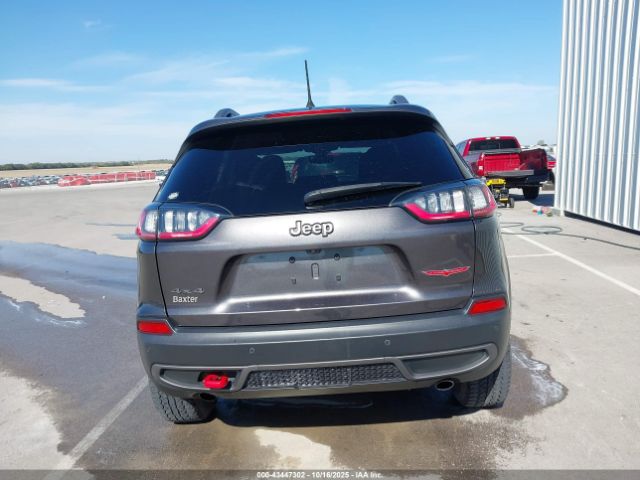 Jeep Cherokee Trailhawk 4x4 Image 3