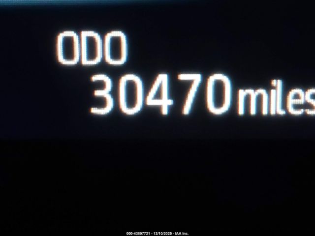 Toyota Avalon Limited Awd Image 6