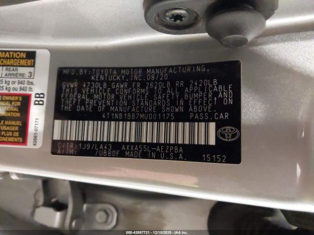 Toyota Avalon Limited Awd Image 3