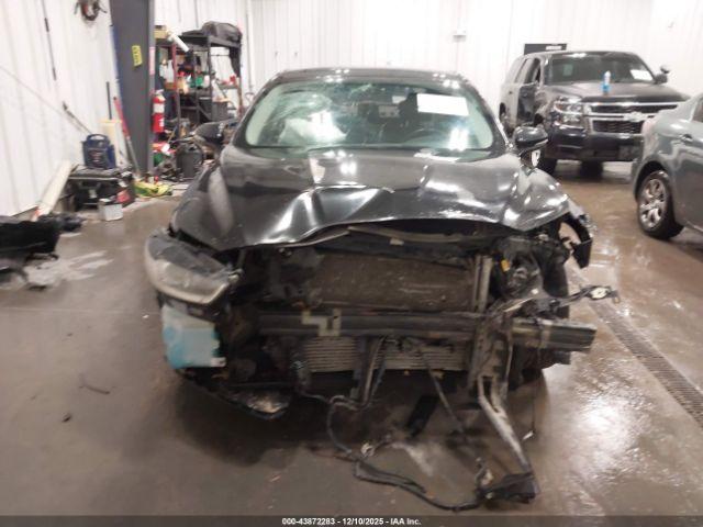 Ford Fusion Titanium Image 11