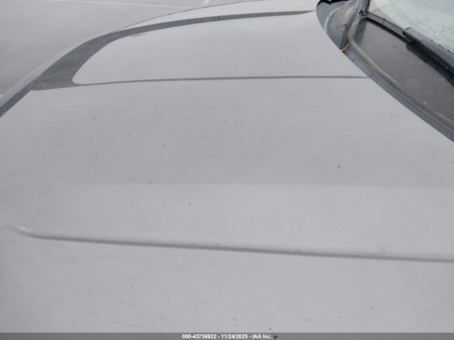 Ford Explorer Limited Image 8