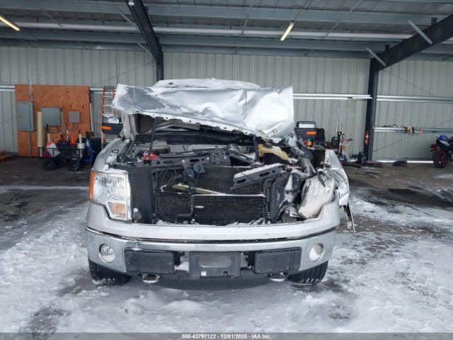 Ford F-150 Lariat Image 12