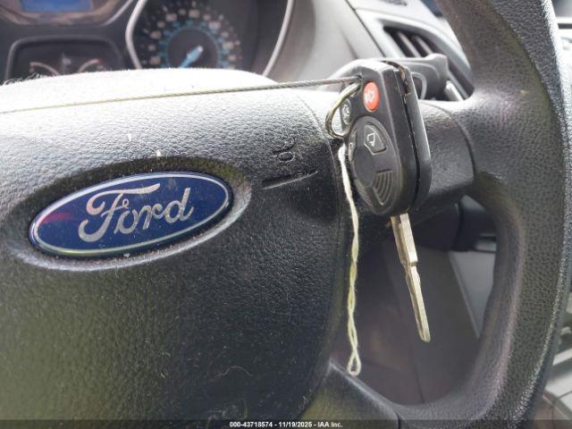 Ford Focus S Image 9