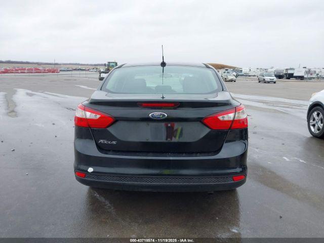 Ford Focus S Image 12