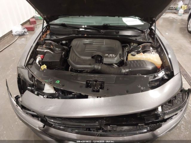 Dodge Charger Sxt Image 6