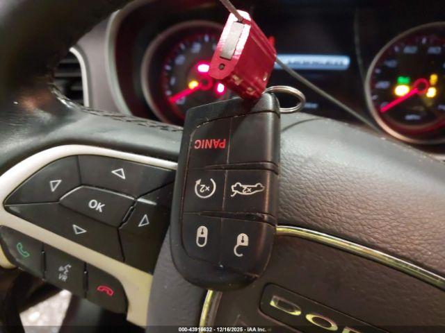 Dodge Charger Sxt Image 8