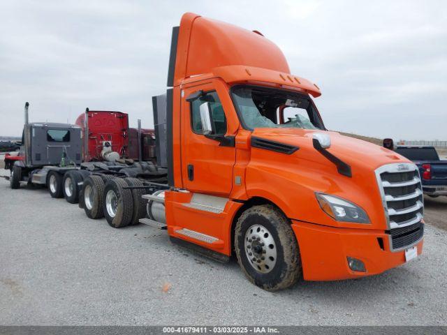  Salvage Freightliner New Cascadia 126
