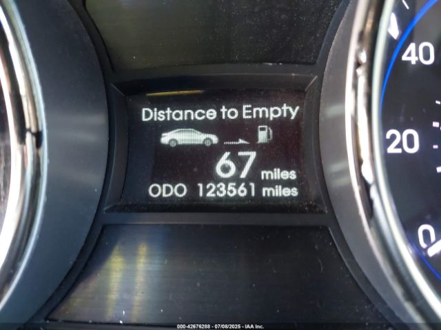 Hyundai SONATA Limited 2.0t Image 14