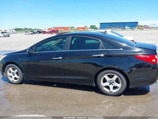 Hyundai SONATA Limited 2.0t Image 11