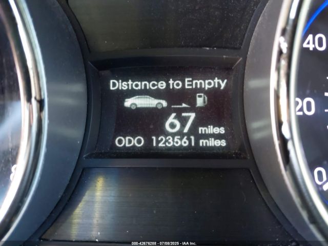 Hyundai SONATA Limited 2.0t Image 9