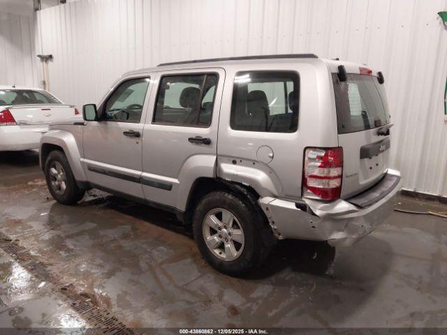Jeep Liberty Sport Image 6