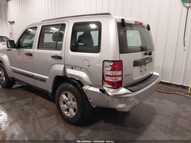 Jeep Liberty Sport Image 15