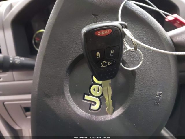 Jeep Liberty Sport Image 18